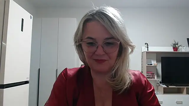 EleanoraDream online show from February 15, 11:56 pm