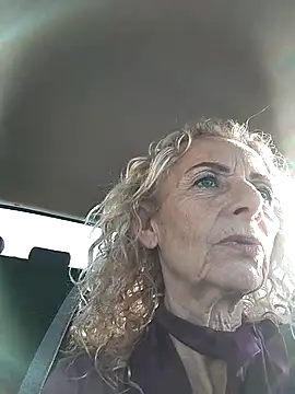 clarabell4 online show from April 10, 6:40 am