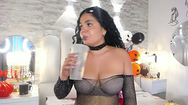 Snapshot of Yassy_vazquez chatting on October 9, 7:34 pm Yassy vazquez online show from October 9, 7:34 pm