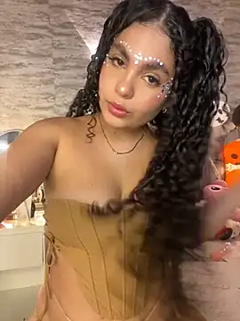 Snapshot of Yassy_vazquez chatting on October 11, 7:34 pm Yassy vazquez online show from October 11, 7:34 pm