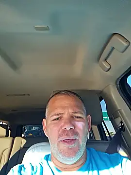 Snapshot of cubanitofeliz40 chatting on January 7, 1:35 pm cubanitofeliz40 online show from January 7, 1:35 pm