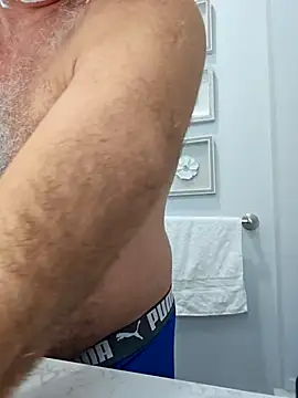 Snapshot of cubanitofeliz40 chatting on January 8, 10:17 am cubanitofeliz40 online show from January 8, 10:17 am