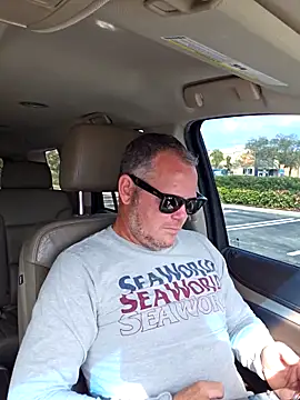 Snapshot of cubanitofeliz40 chatting on February 17, 8:04 pm cubanitofeliz40 online show from February 17, 8:04 pm