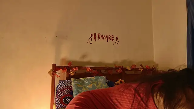  MoonLipson  online show from November 6, 11:37 pm