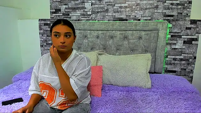 Snapshot of nicolexxaleja chatting on September 22, 8:11 pm nicolexxaleja online show from September 22, 8:11 pm