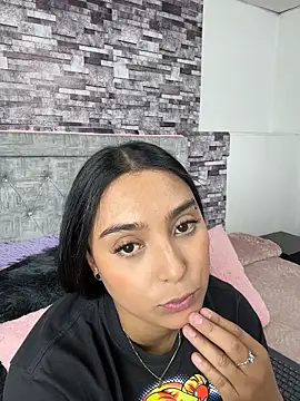 nicolexxaleja online show from January 16, 8:35 pm