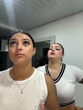 nicolexxaleja online show from March 14, 1:01 am