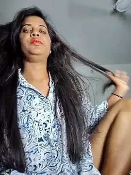 Snapshot of cute_radhikaa chatting on April 2, 9:01 pm cute radhikaa online show from April 2, 9:01 pm