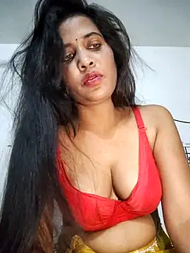 Snapshot of cute_radhikaa chatting on April 22, 7:48 pm cute radhikaa online show from April 22, 7:48 pm