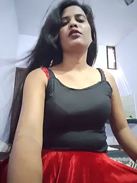 Snapshot of cute_radhikaa chatting on May 22, 8:21 am cute radhikaa online show from May 22, 8:21 am