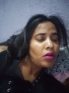 Snapshot of cute_radhikaa chatting on June 23, 4:16 pm cute radhikaa online show from June 23, 4:16 pm