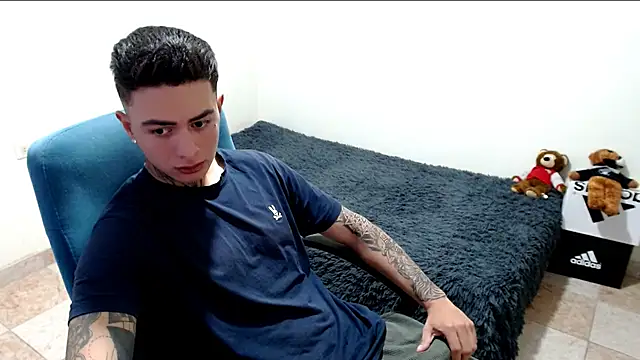 santii ss online show from October 26, 4:24 pm