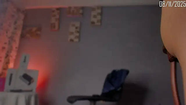 Chloe cooperr online show from November 9, 4:11 am