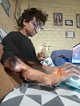 LecheDeSoya666 online show from April 16, 4:46 am