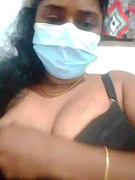 boosypussy online show from April 8, 10:43 pm