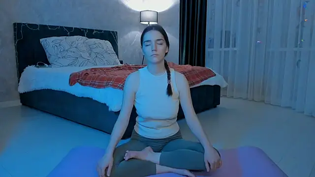 sweete chantal online show from October 24, 5:20 pm