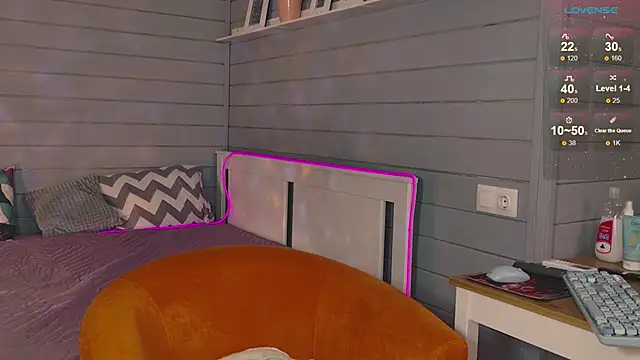 Vikki wyye online show from September 22, 2:46 am