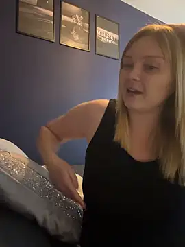 Snapshot of Star-36 chatting on February 28, 10:05 am Star-36 online show from February 28, 10:05 am