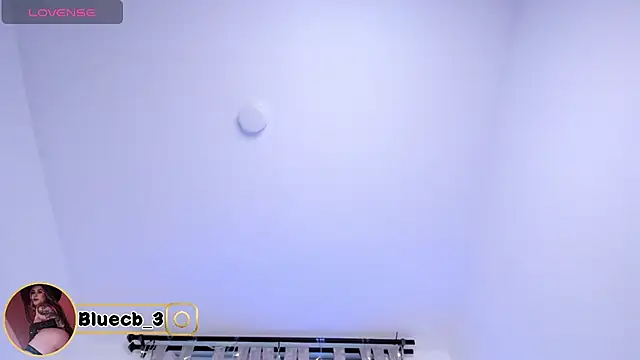 AndyBluee online show from March 24, 11:26 am