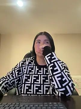 Celestee69 online show from February 9, 7:40 pm