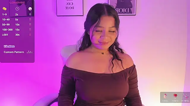 LizzyPonce online show from October 24, 7:38 am