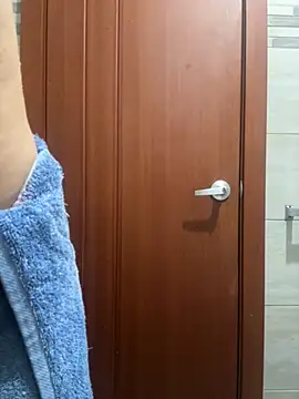 Snapshot of franciscommx chatting on November 17, 11:49 am franciscommx online show from November 17, 11:49 am