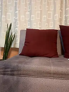 Snapshot of franciscommx chatting on December 4, 1:15 am franciscommx online show from December 4, 1:15 am