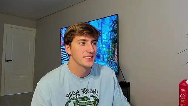 Snapshot of DaniHort chatting on February 1, 1:20 pm DaniHort online show from February 1, 1:20 pm