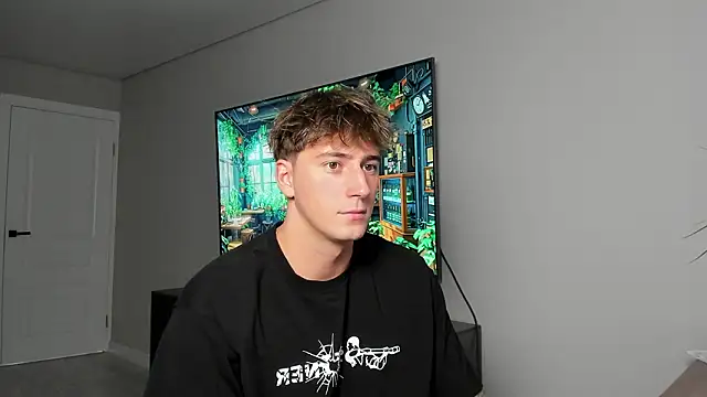 Snapshot of DaniHort chatting on February 8, 10:29 am DaniHort online show from February 8, 10:29 am