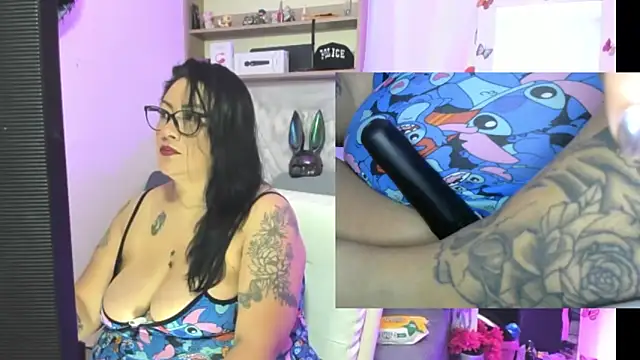 Clunita online show from April 5, 3:36 am