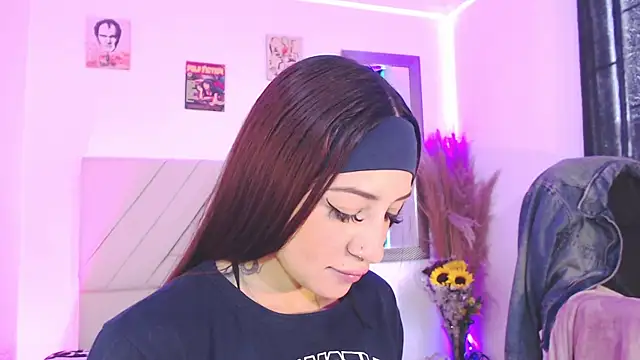 Snapshot of Anna_belly chatting on October 1, 3:18 pm Anna belly online show from October 1, 3:18 pm