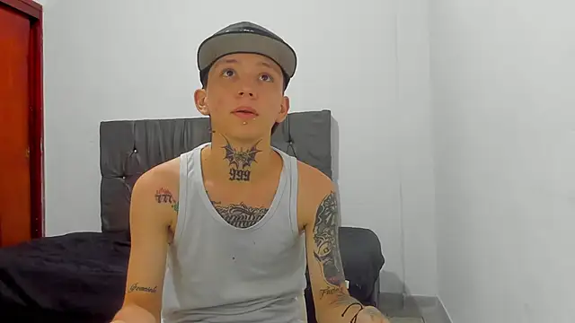 StraightBoy Nick online show from May 11, 11:35 pm