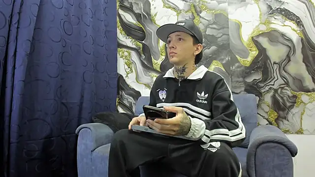 StraightBoy Nick online show from June 2, 4:14 am