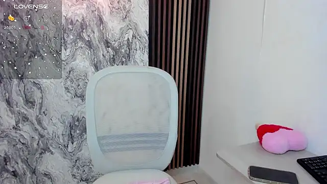 amy innocent 1 online show from March 1, 9:06 pm