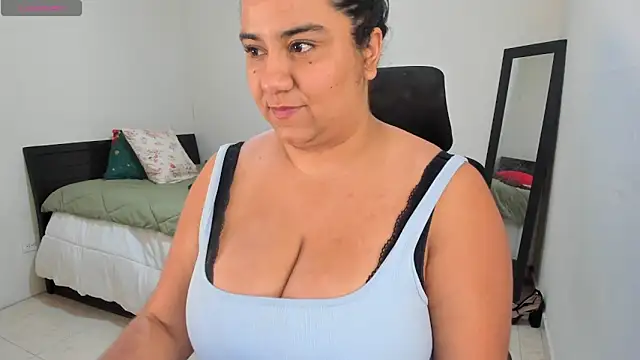 Snapshot of MariamCastiblanco chatting on April 30, 8:04 pm MariamCastiblanco online show from April 30, 8:04 pm