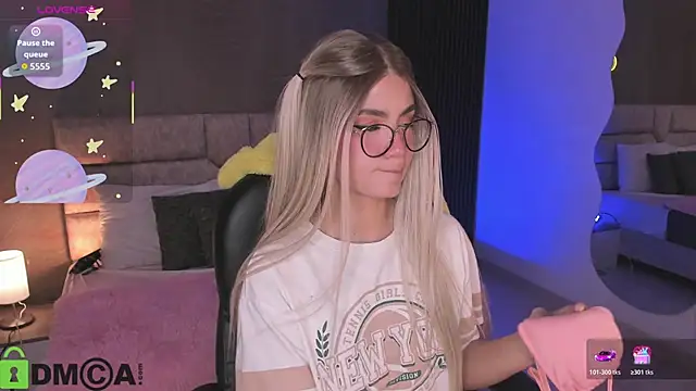 Arinextdoor online show from November 20, 11:37 pm