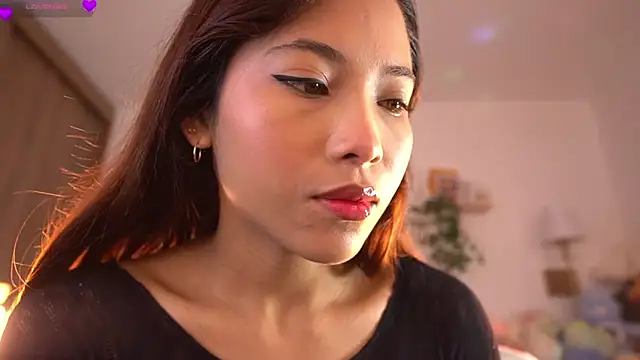 Snapshot of violeth____ chatting on February 12, 1:28 pm violeth online show from February 12, 1:28 pm