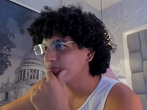 Xfire boy69 online show from October 12, 3:00 pm