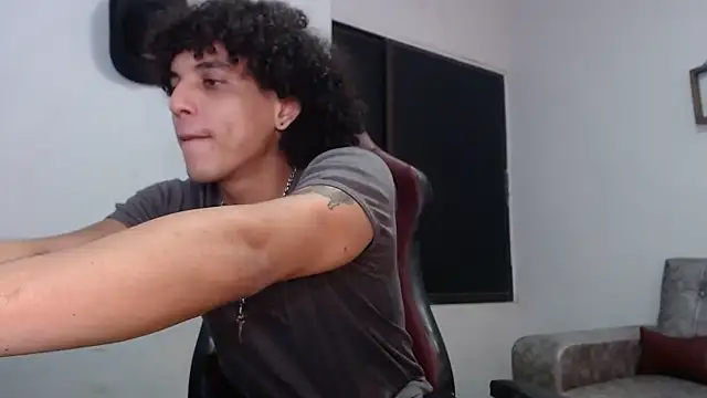 Xfire boy69 online show from October 16, 3:18 am