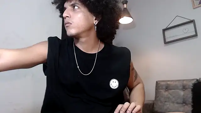 Xfire boy69 online show from November 13, 5:45 pm