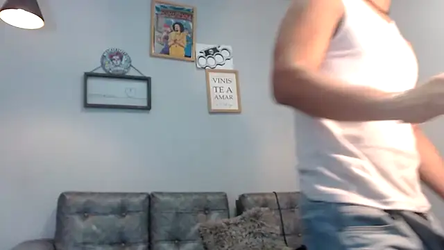 Xfire boy69 online show from November 26, 2:29 pm