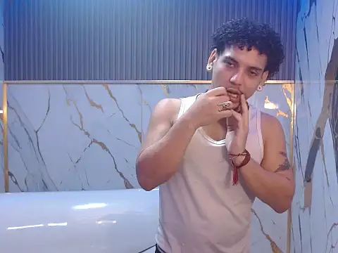 Xfire boy69 online show from February 8, 3:59 pm