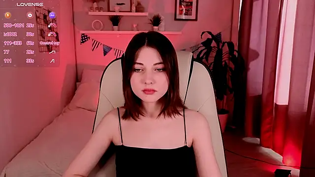 Snapshot of Kimmie_shine chatting on October 17, 8:28 am Kimmie shine online show from October 17, 8:28 am