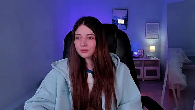 Kimmie shine online show from April 12, 9:36 am