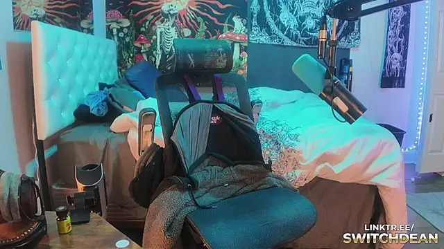 twunkdean online show from November 21, 5:00 pm