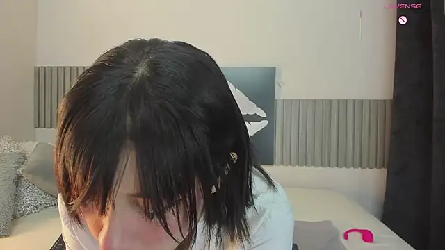 Snapshot of Blue_Sixx chatting on February 1, 2:37 pm Blue Sixx online show from February 1, 2:37 pm