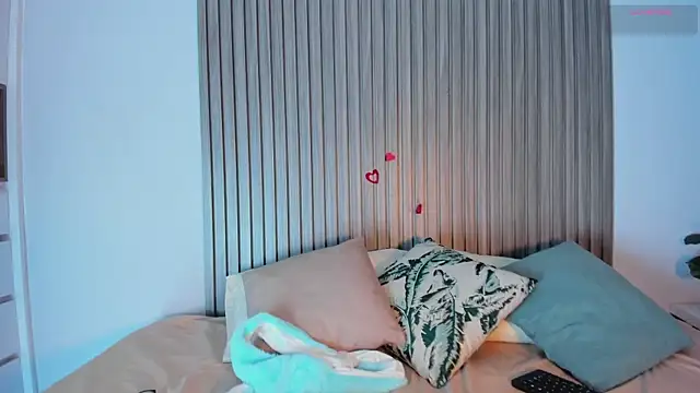 Snapshot of Blue_Sixx chatting on February 25, 10:30 pm Blue Sixx online show from February 25, 10:30 pm