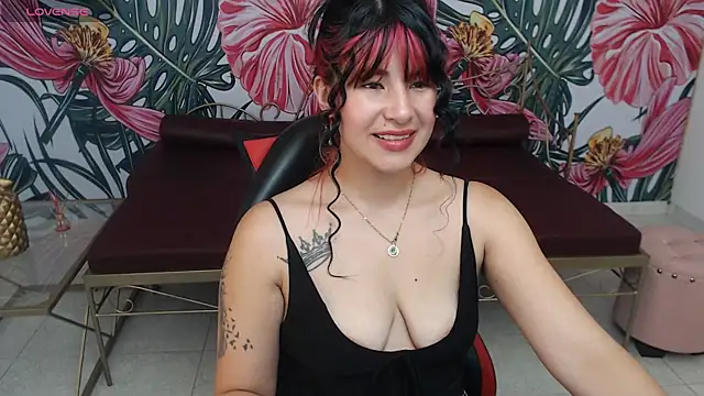 Nina harper  online show from September 27, 8:03 pm