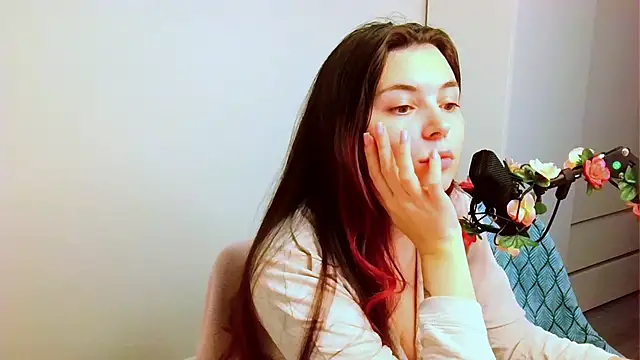 peachyness online show from December 16, 2:22 pm