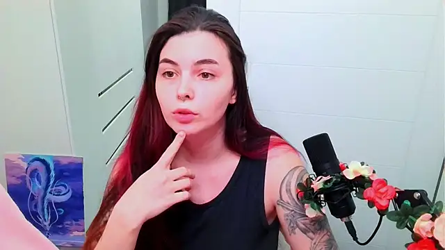 Snapshot of peachyness chatting on February 17, 1:02 am peachyness online show from February 17, 1:02 am